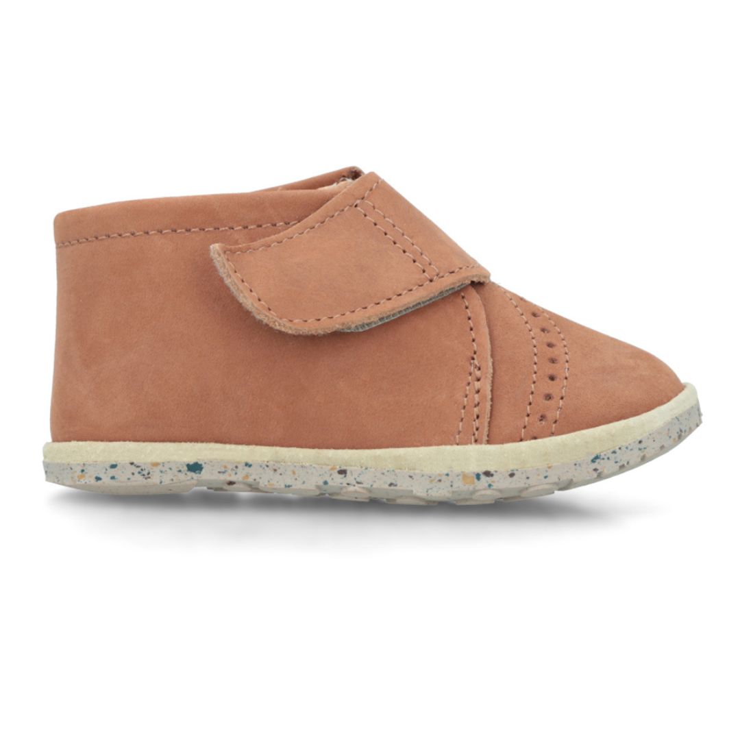 Zapato "Comfy Plus" Café Gamuza - Baby