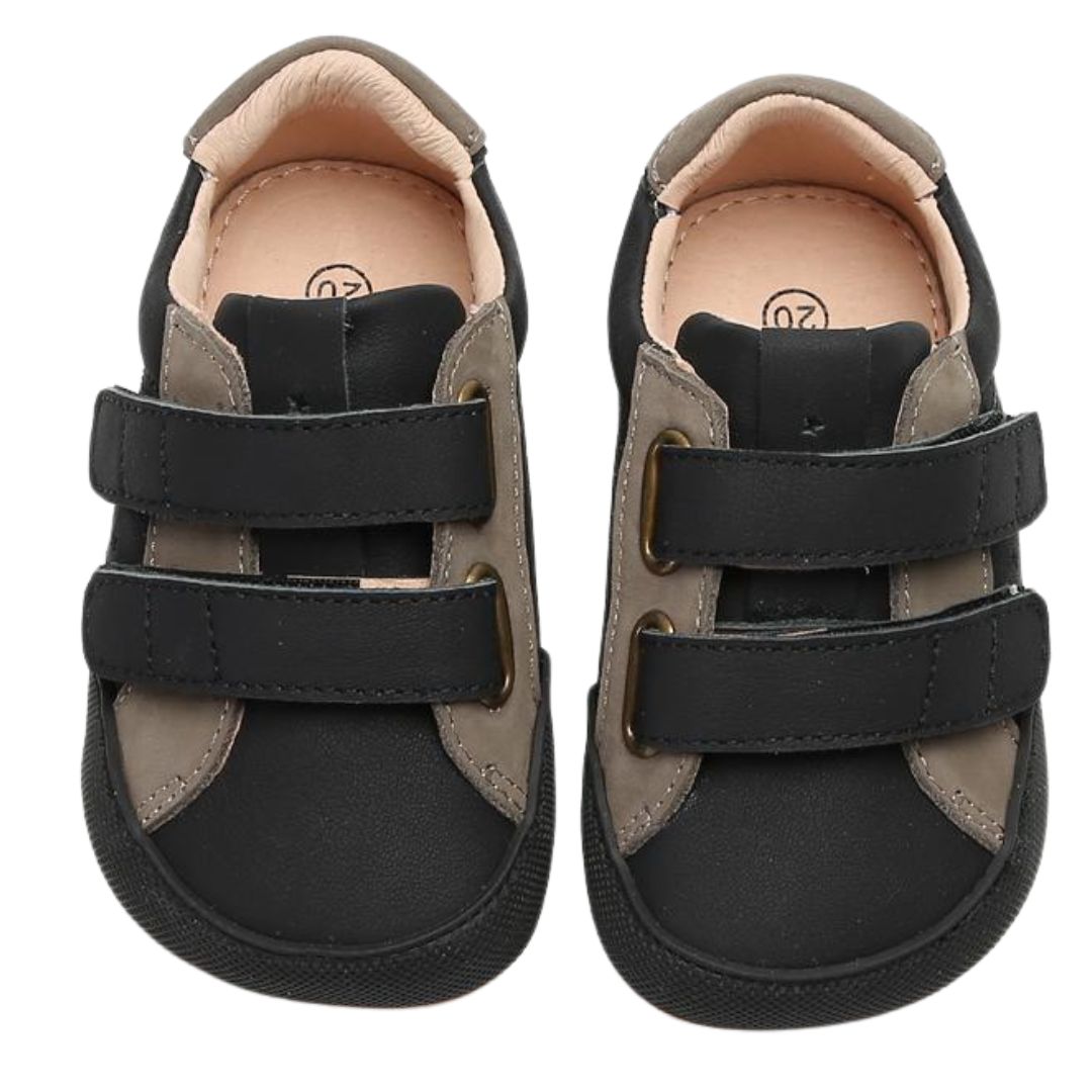 Zapatilla "Twist" Negro/Musgo  - Infant