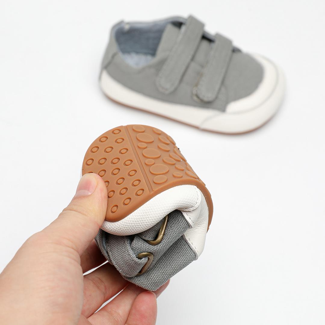 Zapatilla Lona "Fresh" Verde Grisáceo" - Baby