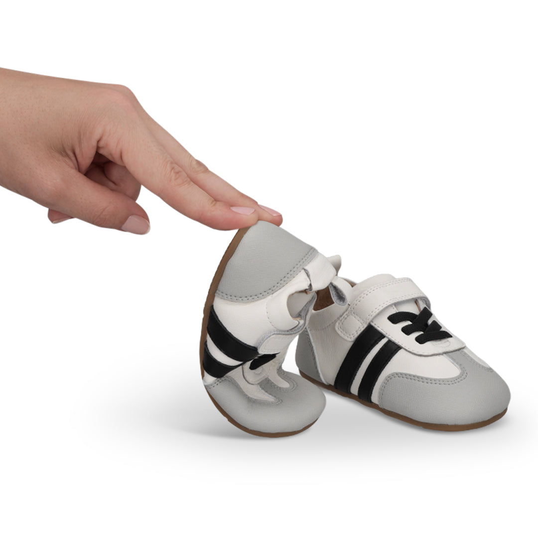 Zapatilla "Tango" Negra - Infant