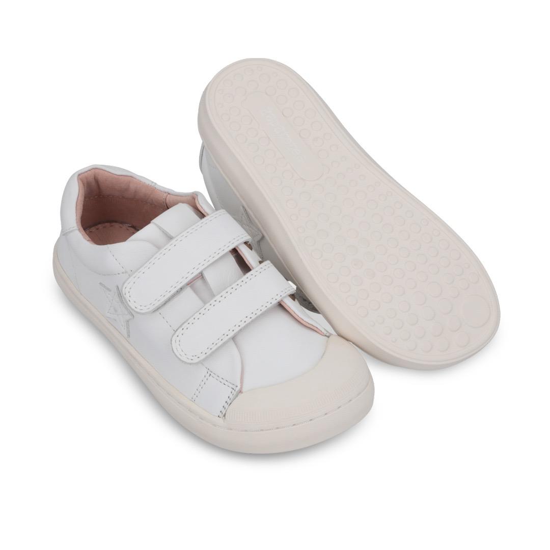 Zapatilla "Star" School Blanca con velcro- Kids